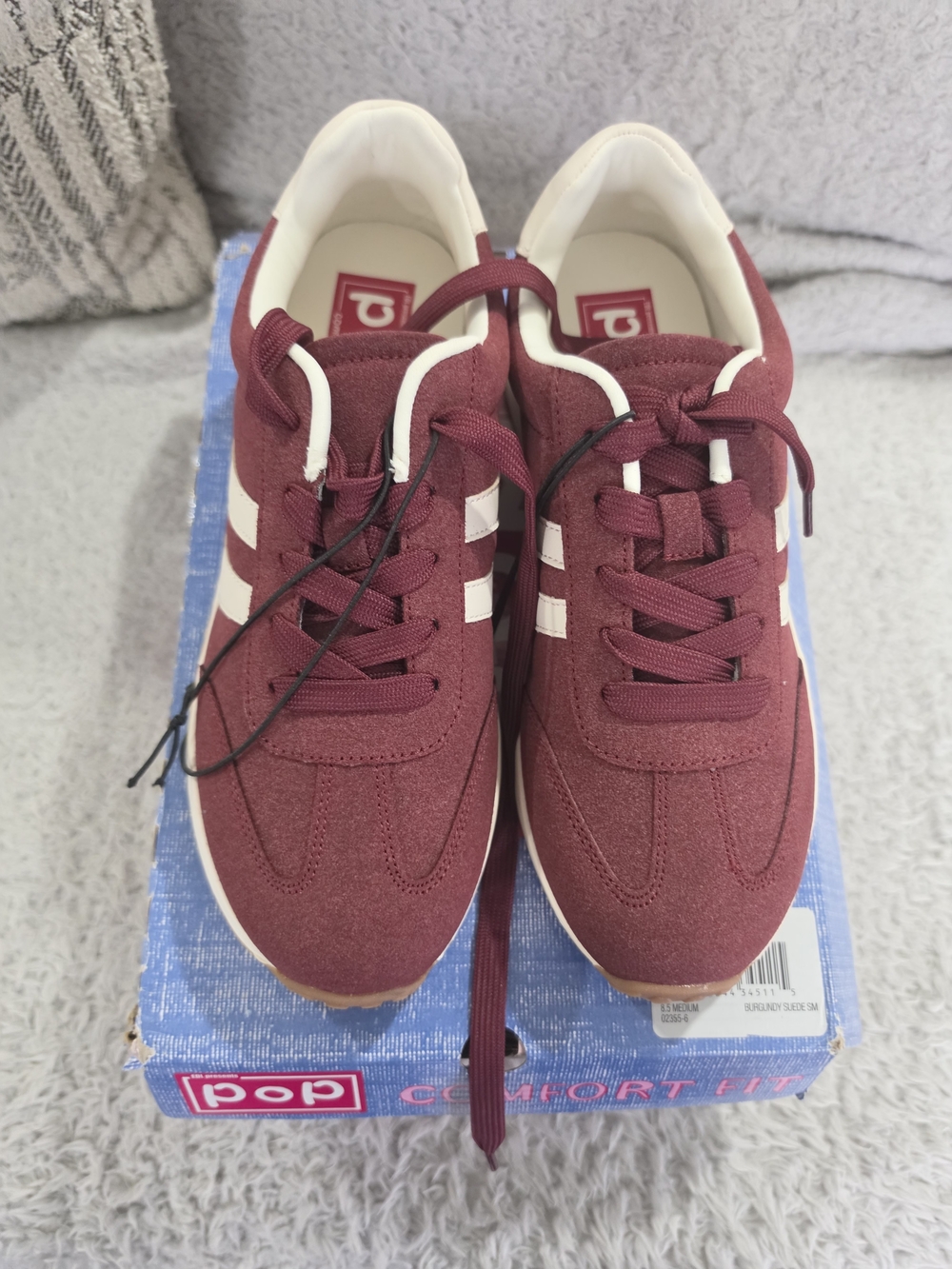 NWT Pop Comfort Fit Burgundy Suede Sneakers - Size 8.5 Medium
